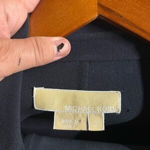 Kors Italy strech wool navy suit size 0